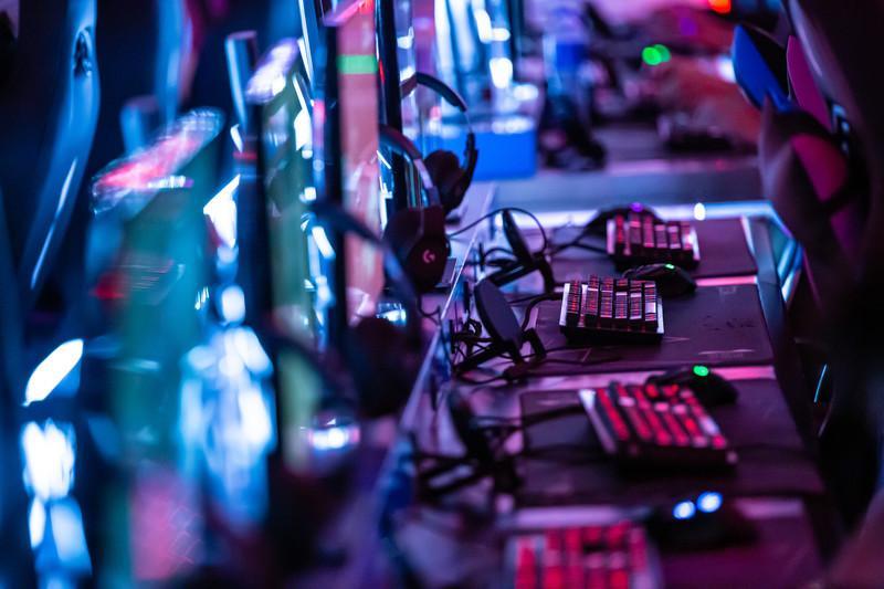 ｅスポーツ導入支援★ゲーミングＰＣキッティング～保守対応